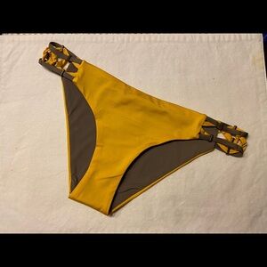 Dolce Vita women’s bikini bottom